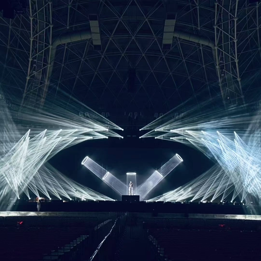 钟嘉欣巡演惠州站，VDF微吊织就梦幻光环